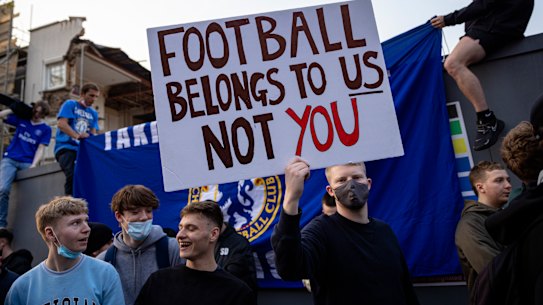 Fans across the world made their feelings known.