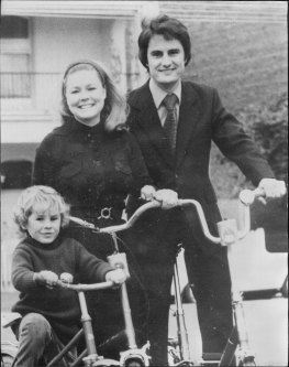 Greg Shackleton with his wife Shirley and son Evan taken Christmas 1972 in Melbourne.
