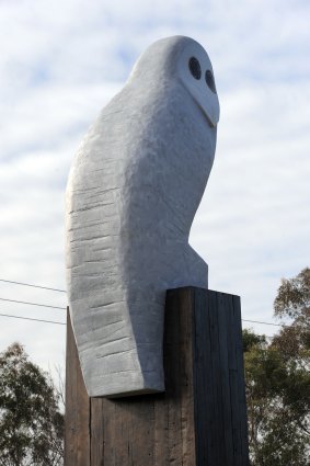 I roosted first: the original penis owl statue, Belconnen
