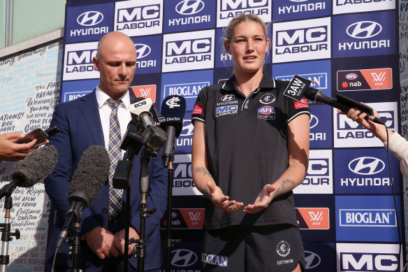 Harris with Carlton CEO Cain Liddle at a press conference she organised to discuss online abuse. 