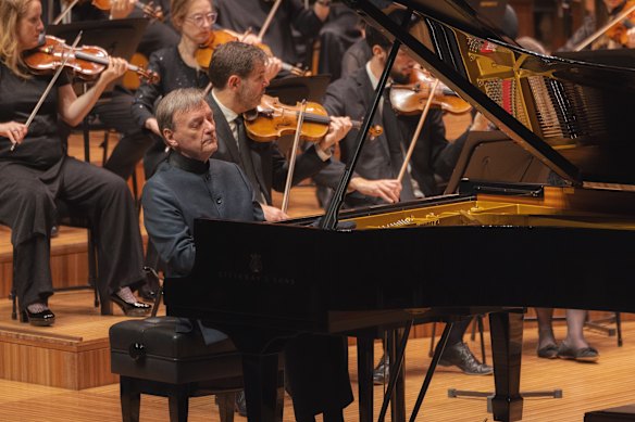 Musical wisdom characterised Stephen Hough’s performance.