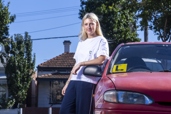 Bronte Mosley, 18, from Melbourne has accrued 85 hours in her quest to gain her licence. 
