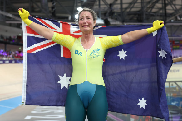 Emily Petricola won gold in the women’s C4 3000m individual pursuit earlier in the Paralympics.