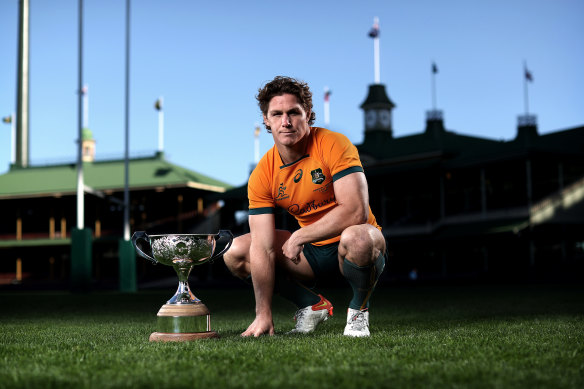 Michael Hooper with the Ella-Mobbs Trophy ahead of last year’s England series. 