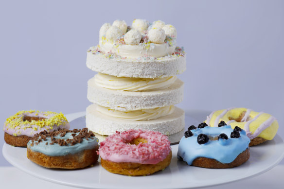 Pooch Cakes sells dog-friendly cakes and doughnuts.
