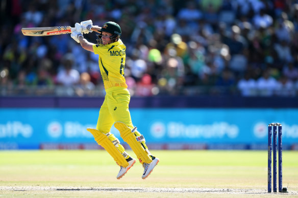 Beth Mooney in full flight for Australia.