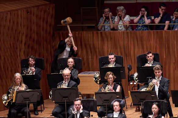 There is no danger of falling asleep during the last movement.