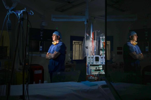 Dr Paul Jansz, Director of the St Vincent’s Heart Lung Transport Unit in St Vincent’s Hospital.