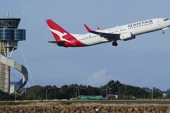 Qantas wants to use AI to improve its productivity.