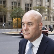 Crown Melbourne Ceo Job In Doubt Inquiry Hears