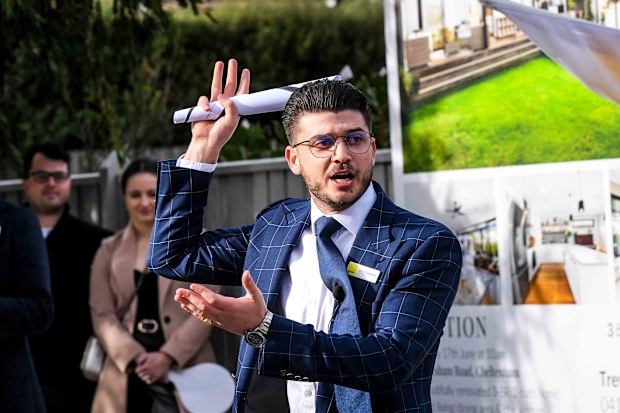 House prices: Buyers outpace listings despite rate rises