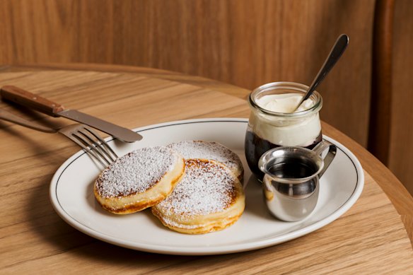 The ricking pancakes with masquark and blueberry task.