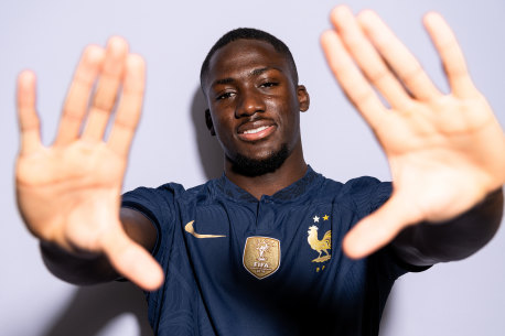 ‘No, I don’t know them’: French stars blissfully unaware of Socceroos