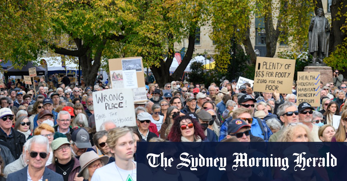 Tasmania's AFL stadium spurs thousands to rally - Vimarsana News