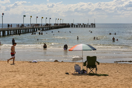 Frankston’s future as luxe bayside suburb a distant dream in derelict town centre