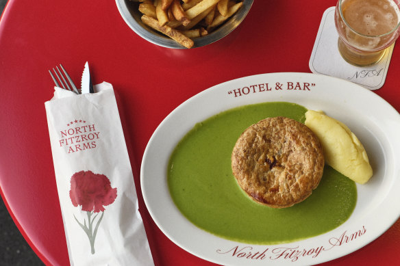 Beef and ale pie with mash and peas at the North Fitzroy Arms Hotel