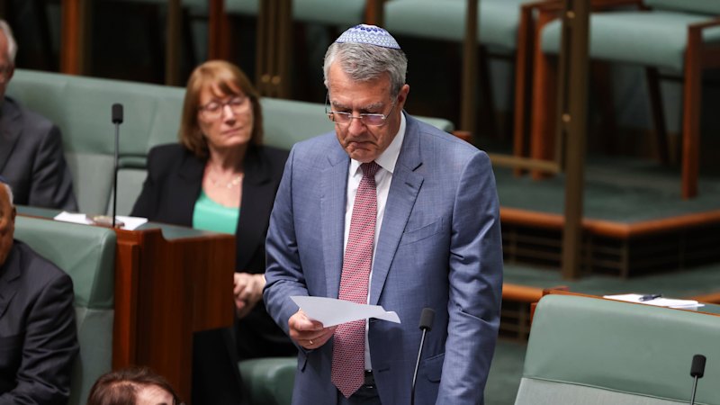 After being called ‘traitor’ and ‘genocidal maniac’, Mark Dreyfus devised a plan to stop the abuse