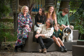 Voices of Casey federal election candidate and ex CEO of Sustainability Victoria, Claire Ferres Miles with husband Colin Miles and their children Tom 11, Amy 13, Jack 16, Kate 18