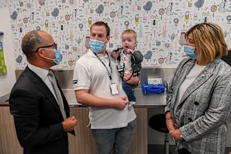 Natalie Suleyman (right) pictured with Acting Premier James Merlino (left) on a tour of the new Sunshine Hospital ED.