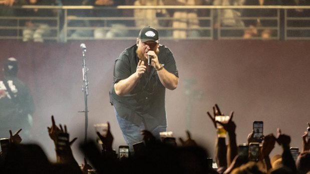 Luke Combs is leading the country crossover into the mainstream. His Australian tour was one of the fastest selling tours of the year in 2023.