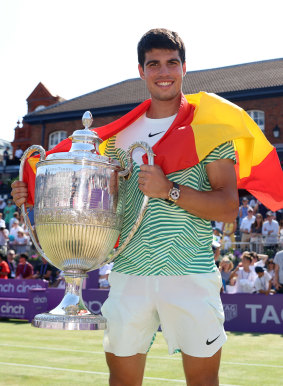 Alcaraz won the Queen’s Club title.