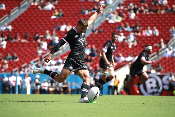 Harrison Goddard of the Los Angeles Giltinis kicks during a game against the Austin Gilgronis at Los Angeles Coliseum.