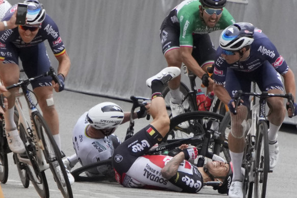 Peter Sagan, centre left, and Caleb Ewan, centre right, collided during the sprint towards the finish line.