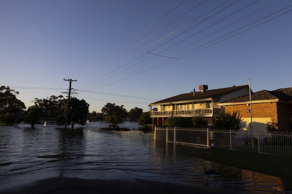 Flooding along Grenfell Street in Forbes.