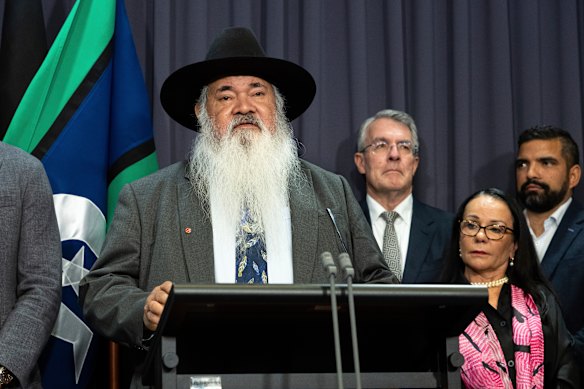 Dodson at a press conference
with the Voice referendum working group a few months before its defeat.