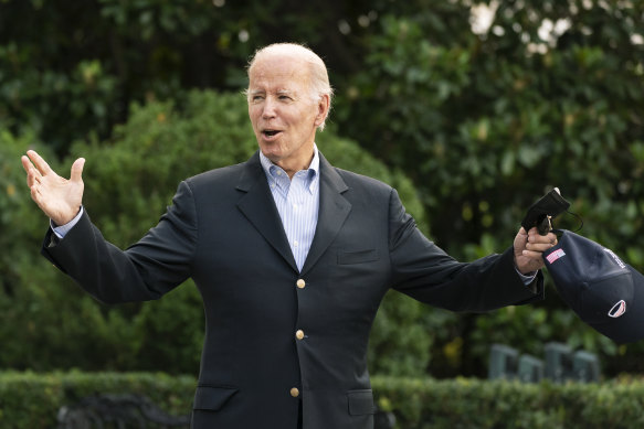 Joe Biden is a weak president, but a better contender for the Democrats is yet to emerge. 