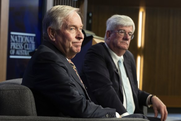 Former WA Premier Colin Barnett and economist Saul Eslake.