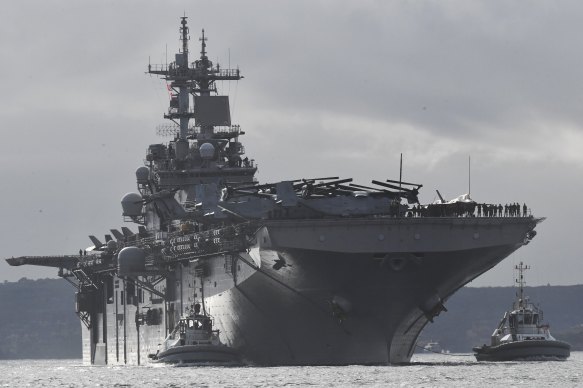 USS Wasp entering Sydney Harbour .