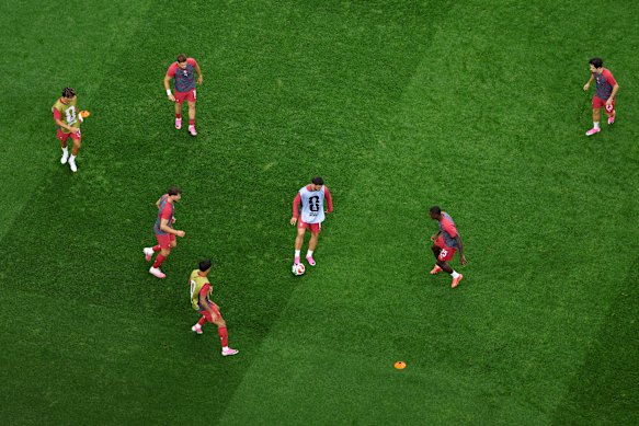 Portugal warm up.