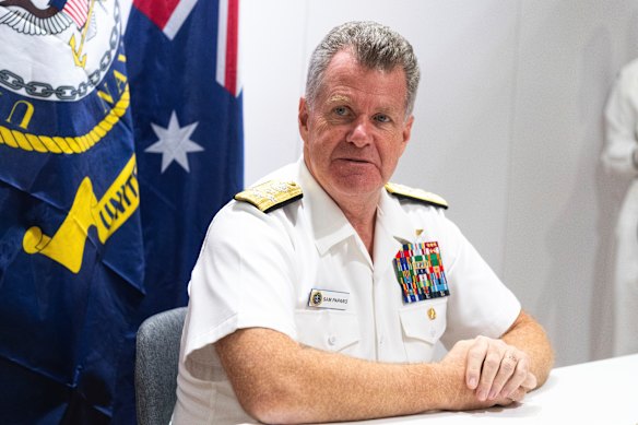 L'ammiraglio Samuel Paparo, comandante del Comando Indo-Pacifico degli Stati Uniti, in visita in Australia nel 2023.