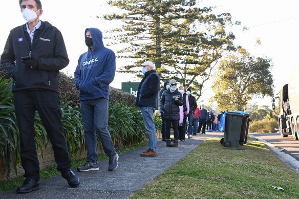 Long lines at Frenchs Forest on Thursday after more COVID-19 locations were identified in Belrose.
