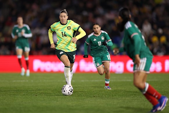 Alanna Kennedy on the ball.
