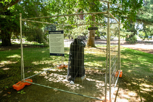 One of the prime ministers’ statues covered up after it was vandalised at Ballarat.