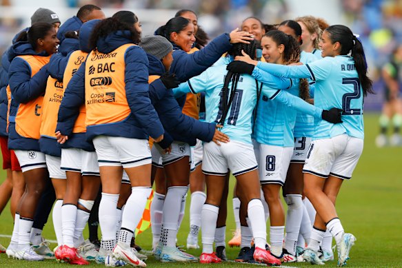 Panama celebrate Shirline King’s goal.