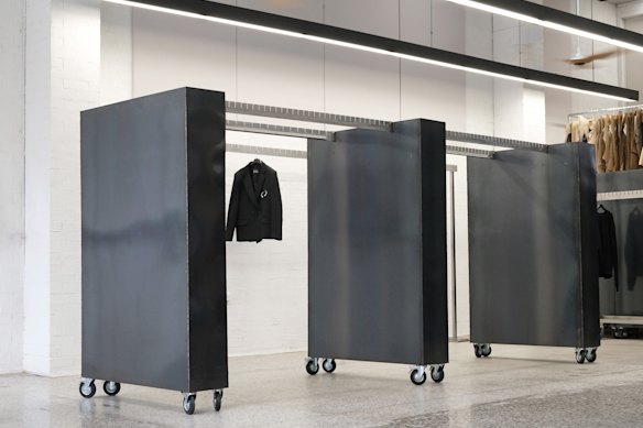 Pivotal to the design is the maze-like arrangement of mild steel walls that loosely delineate spaces.