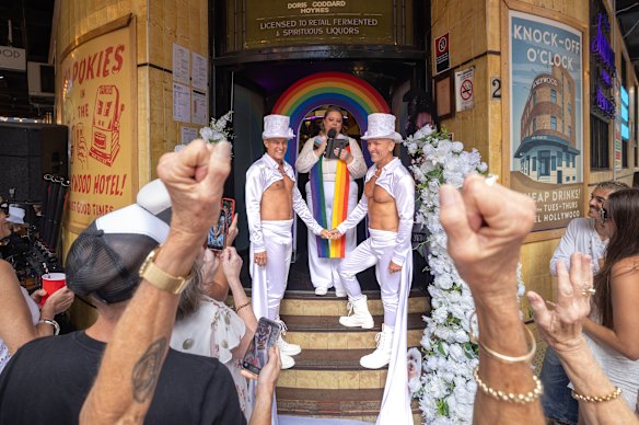 Heath Seib y Darren Sheen se conocieron en Mardi Gras hace 30 años.
