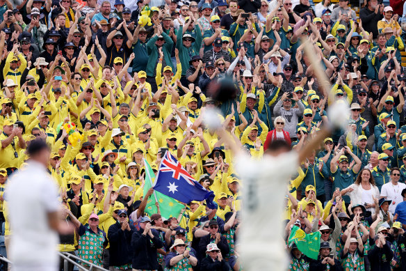 Mitch Marsh’s swashbuckling century gave the Aussie fans something to cheer about at Headingley on day one of the third Ashes Test.