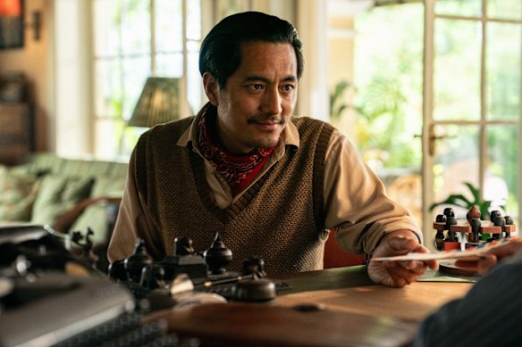 Genden Phuntsok as Sherpa Tenzing in Tenzing.