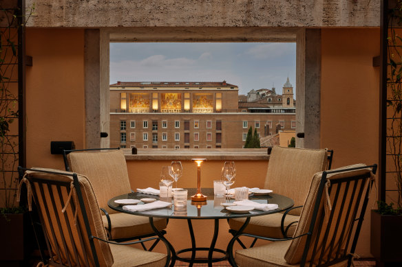 Il Ristorante – Niko Romito opens onto its own large terrace with a view.