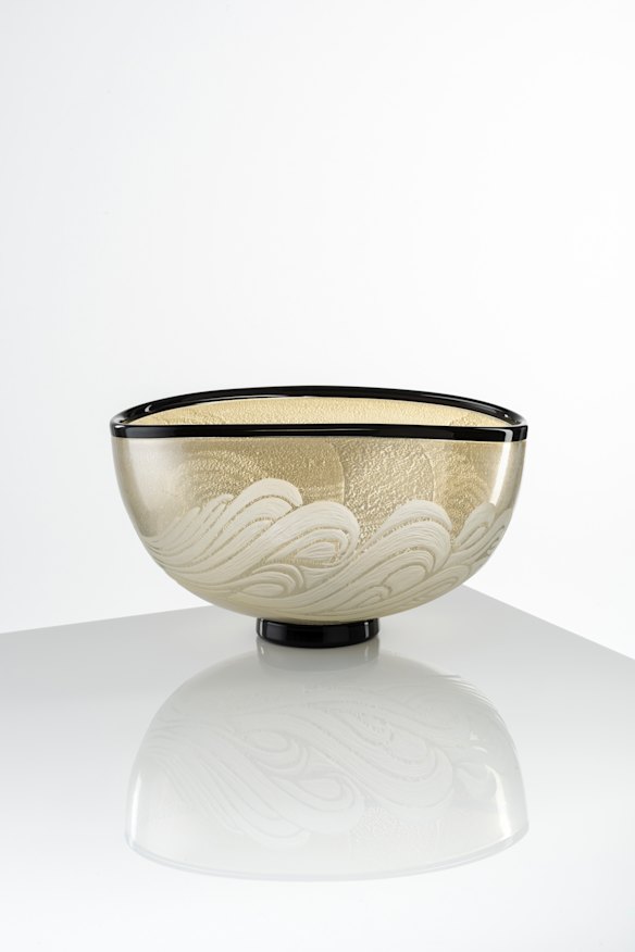 Benjamin Edols and Kathy Elliot, <i>Evening surge</i> series bowl form in <i>One three seven</i> at Beaver Galleries. 