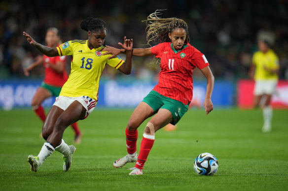 Fatima Tagnaout of Morocco controls the ball against Linda Caicedo of Colombia during the Group H match at Perth Rectangular Stadium.