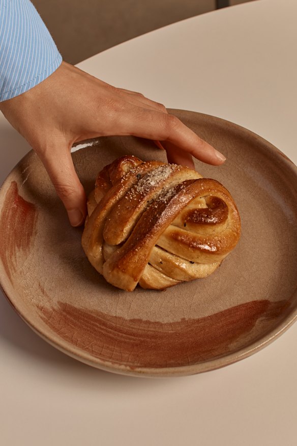 Cardamom bun.