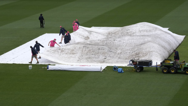Why does Sydney have a rainy Test cricket curse?