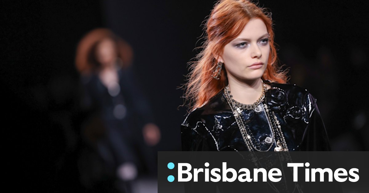 Paris Fashion Week 2023: Back to black - Vimarsana News
