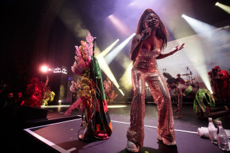 Sampa the Great on stage in Melbourne  in 2019.