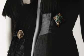 Gabrielle Chanel (designer), Dress spring–summer 1964 organza, cotton cloqué. Palais Galliera, Paris. 